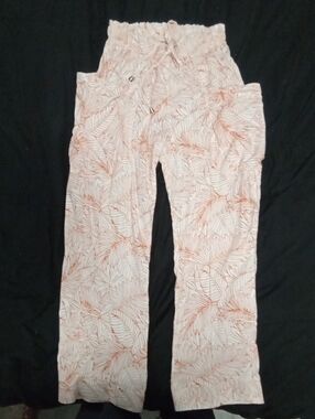 5/$20**Unbranded Size M/L Orange And White Linen Pants With Side Pockets